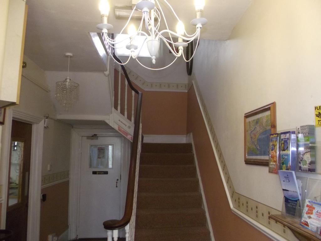 Beaufort Guesthouse ويموث المظهر الخارجي الصورة